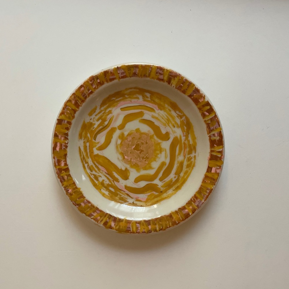 Decorative plate art piece